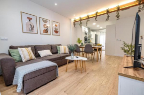 Garden Gran Via Luxury Aire ac PARKING privado by Apartamentos Logrono org